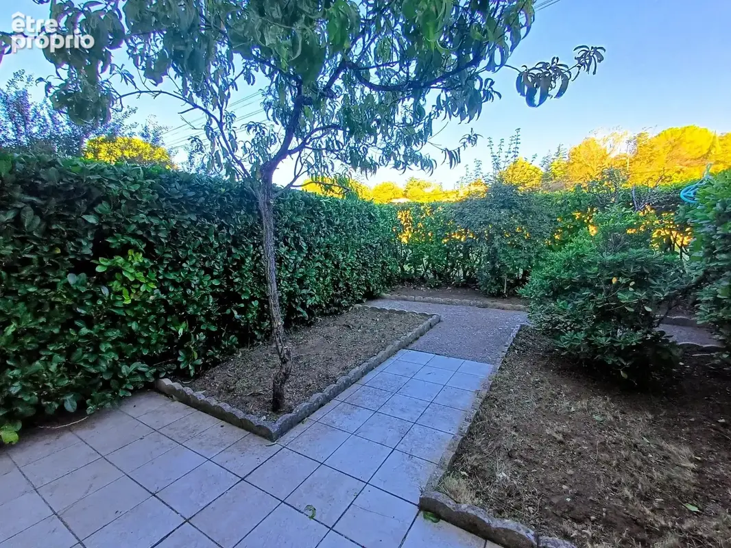 CHÂTEAUNEUF-DU-RHÔNE – 26780 – DRÔME MAISON T3 - 84 m² – Deux extérieurs privatifs – Garage  – Balcon – - photo 2