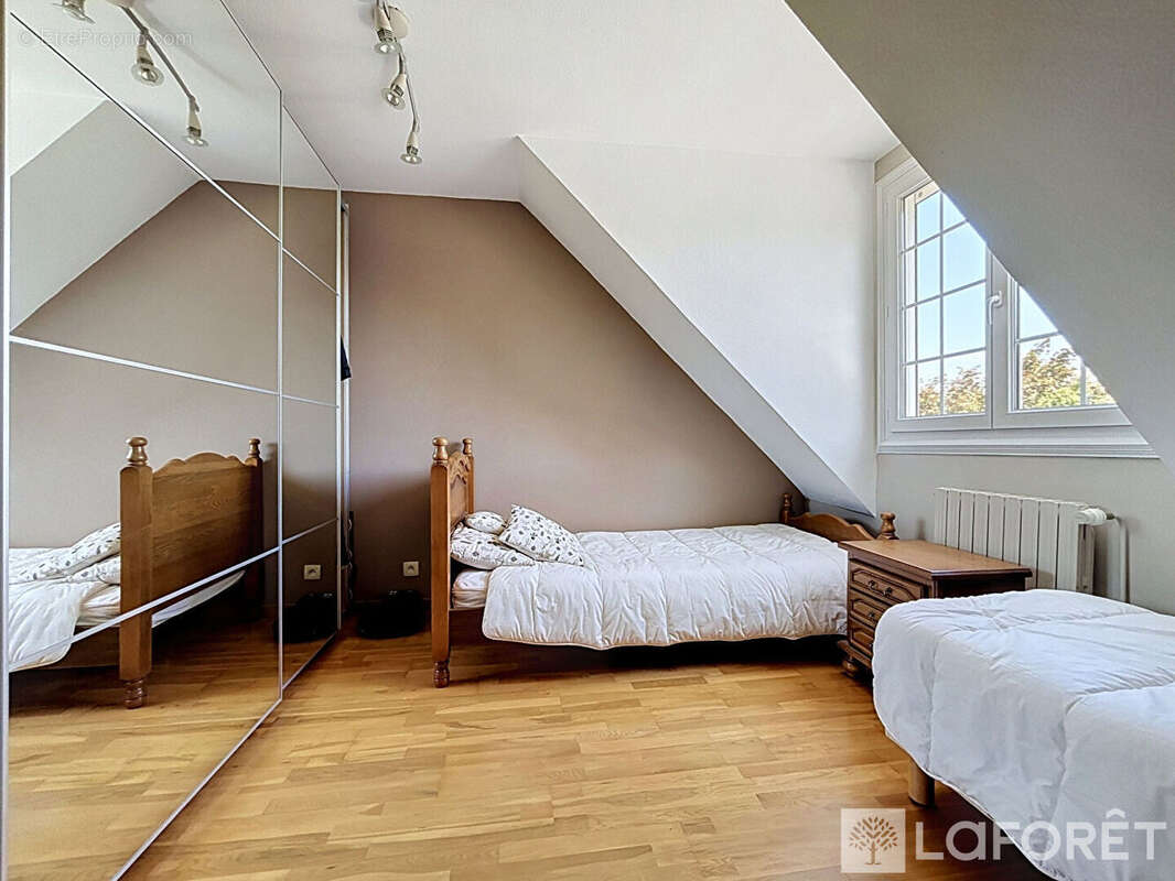Maison La Chapelle D Armentieres 5 pièce(s) 145.61 m2 - photo 12