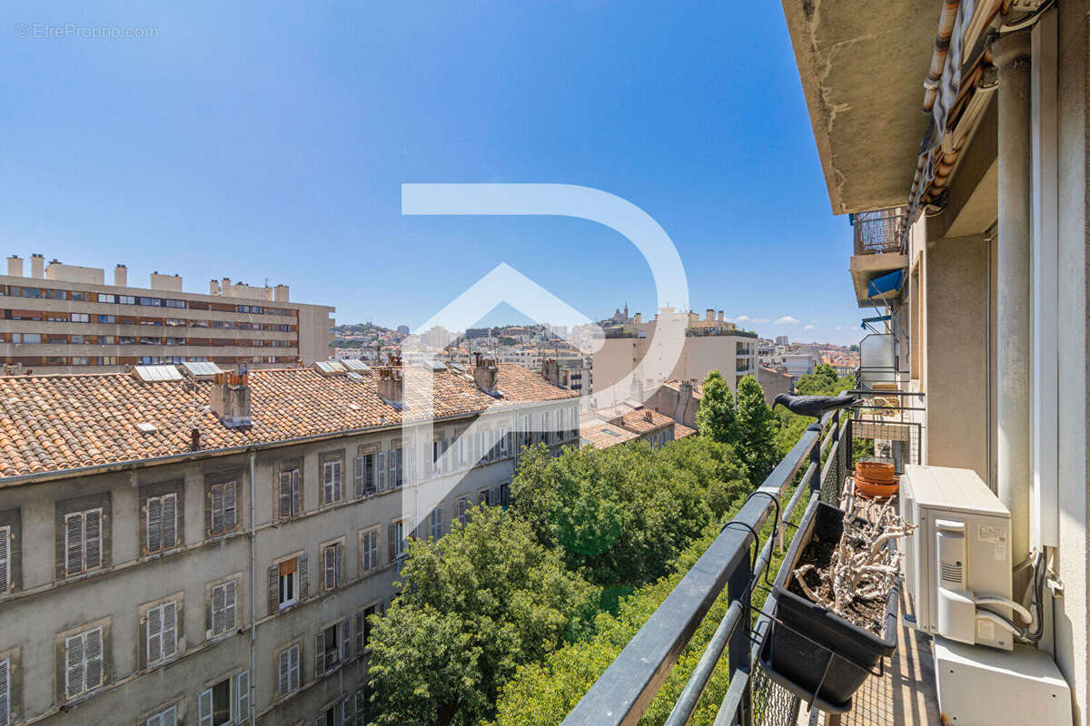 Appartement à MARSEILLE-6E