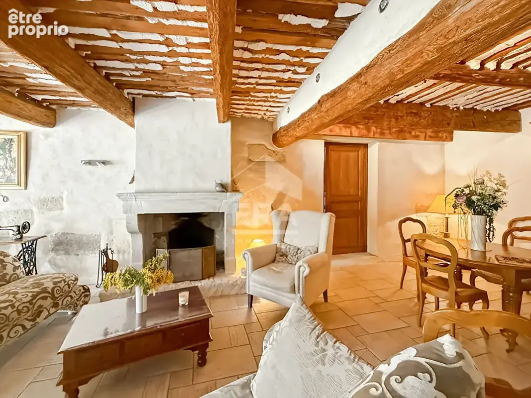 Maison à CHATEAURENARD