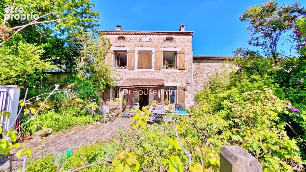 Maison 5 pièces 104 m² à vendre à La Seauve-Sur-Semene (43140) - photo 8