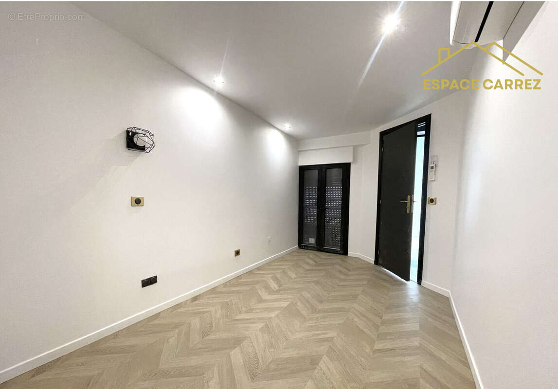 Appartement à LES LILAS