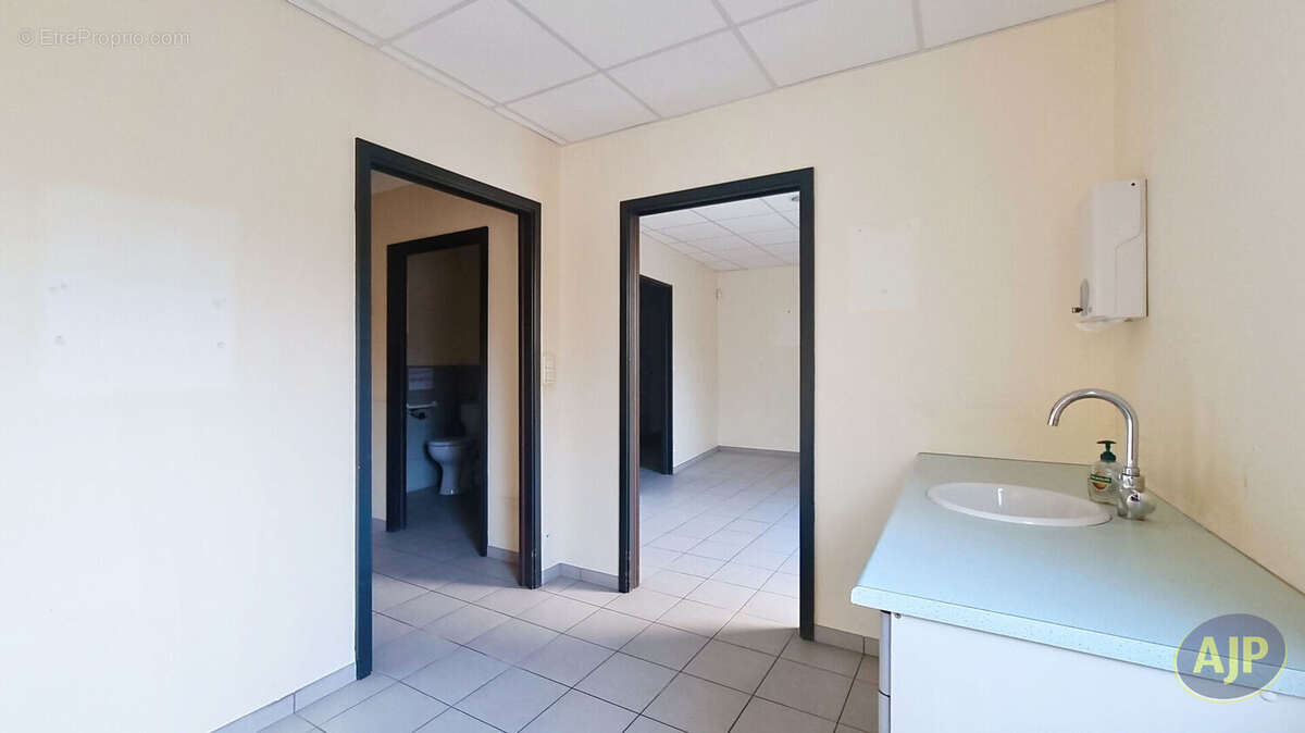 Commerce à LIBOURNE