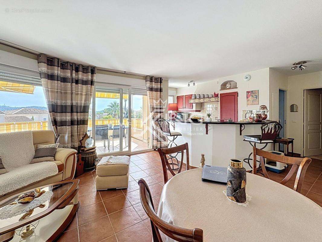 Appartement à SAINT-RAPHAEL