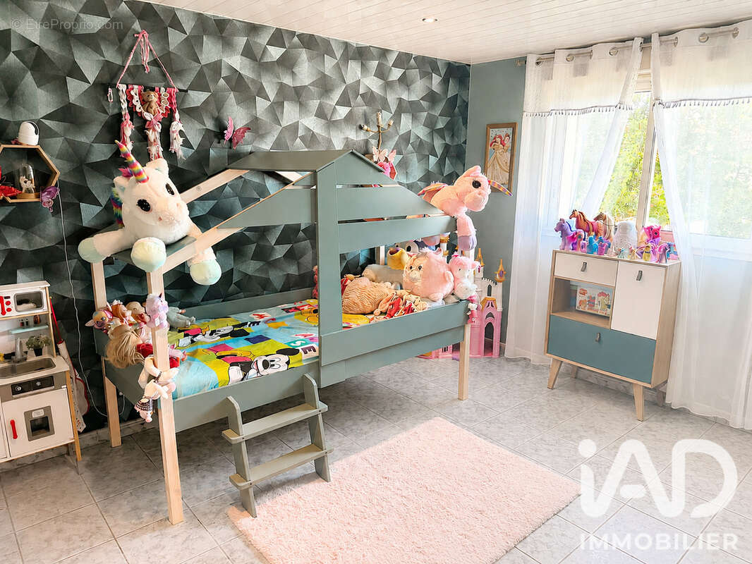 Maison 157 m² à Belleville-Sur-Meuse  - photo 8
