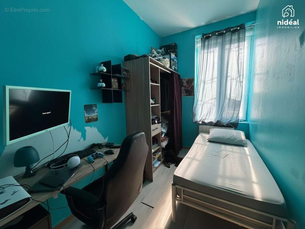 Appartement 211 m² à Louvroil  - photo 5