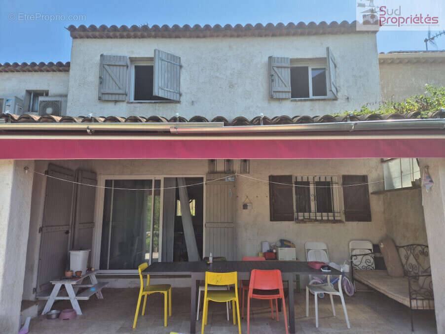 Maison à AURIBEAU-SUR-SIAGNE