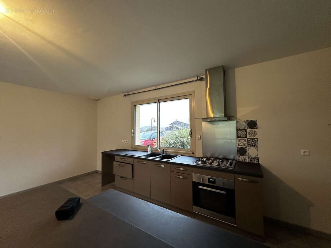 Maison à SAINT-GERMAIN-LES-BELLES