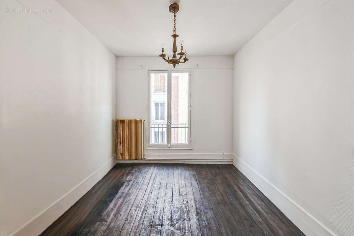 Appartement à PARIS-15E