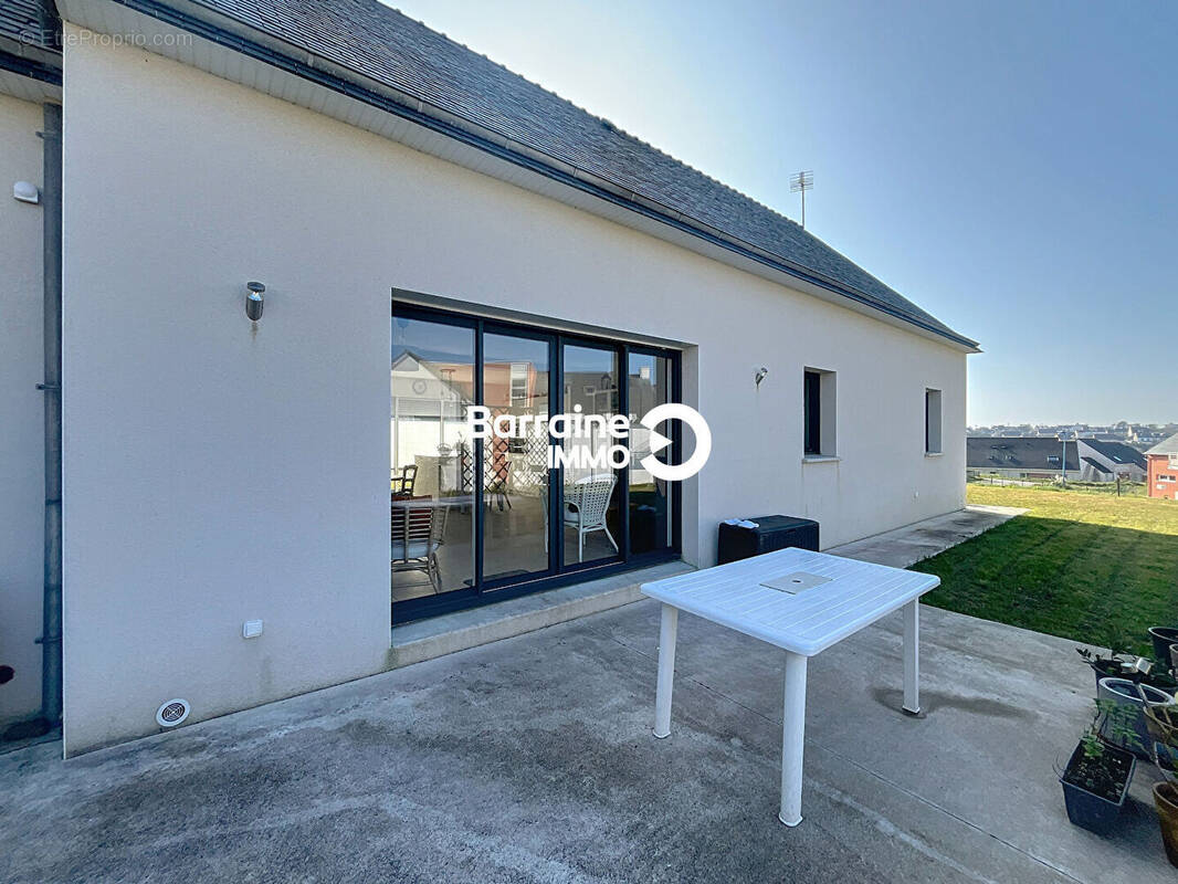 Maison à CAMARET-SUR-MER