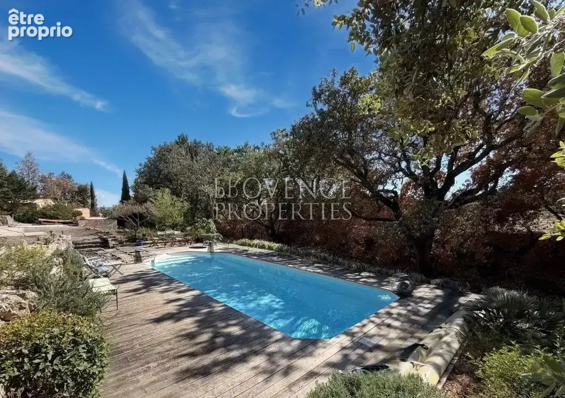 Terrain à bâtir avec piscine et dépendances – cotignac (provence verte) - photo 2