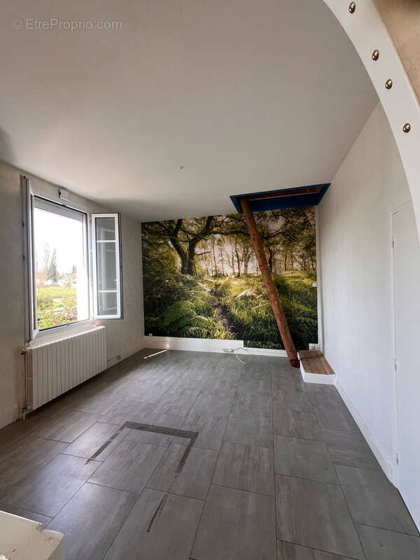 Maison à YZEURE