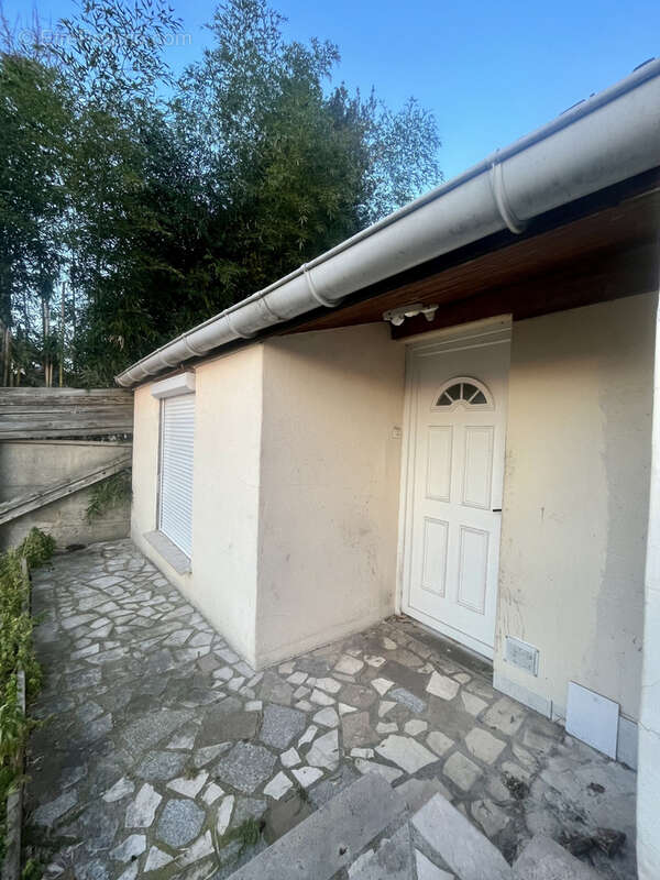 Appartement 22 m² à Gagny  - photo 3