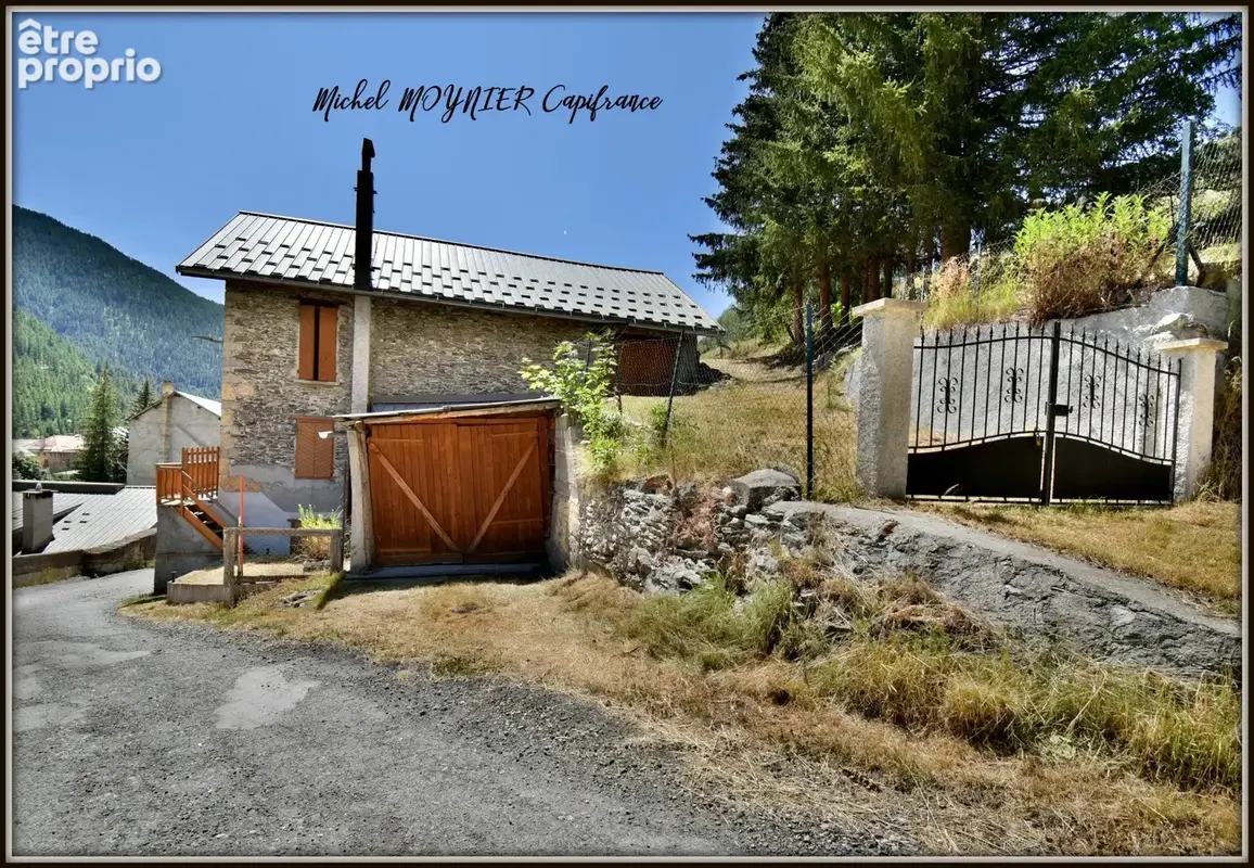  Une maison unique à Aiguilles, au cœur des montagnes du Queyras - photo 22