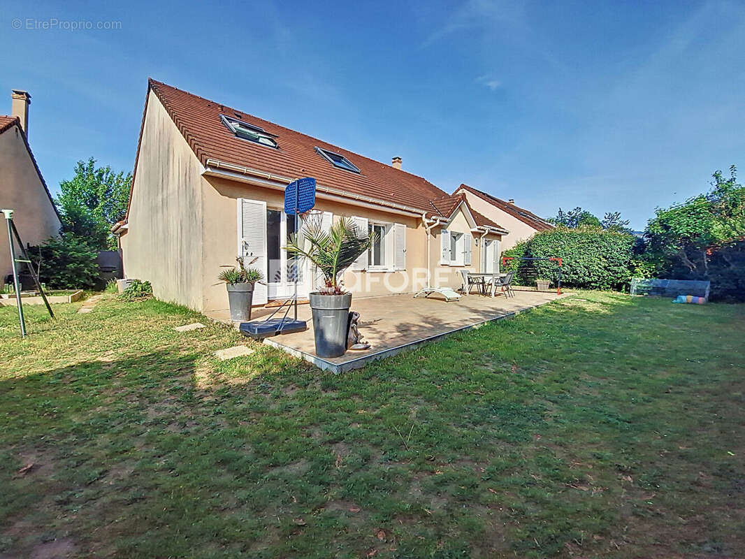 Maison à VERNOUILLET