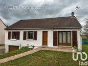 Photo 1 - Maison à SAINT-JEAN-DE-LA-RUELLE