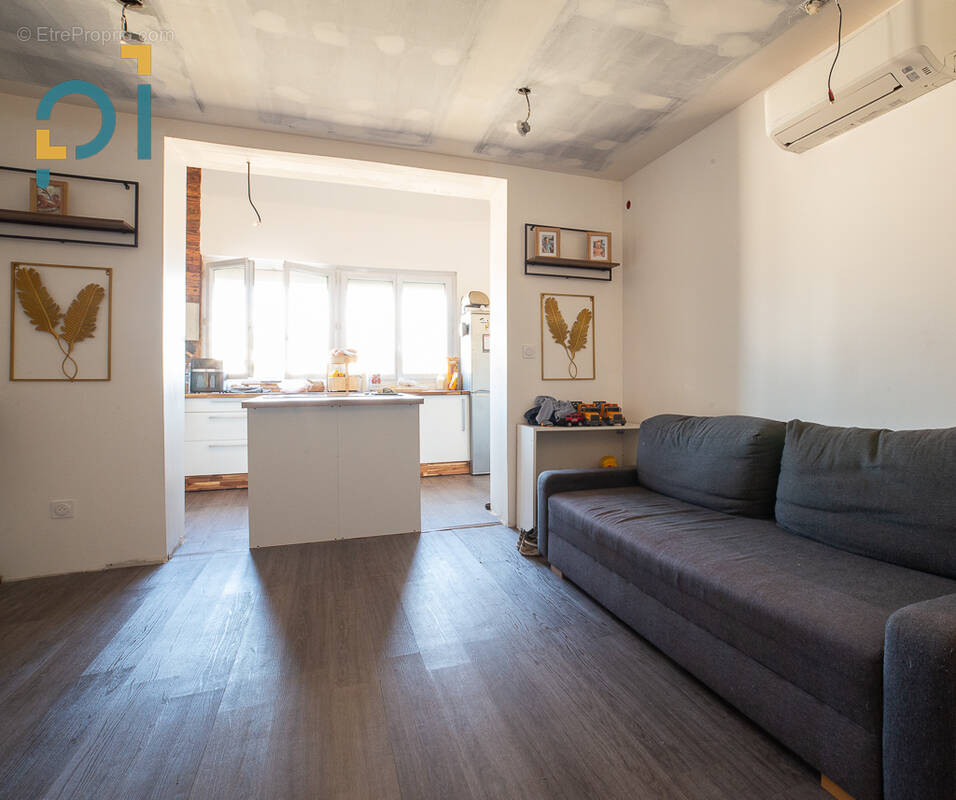 Appartement à MARSEILLE-15E
