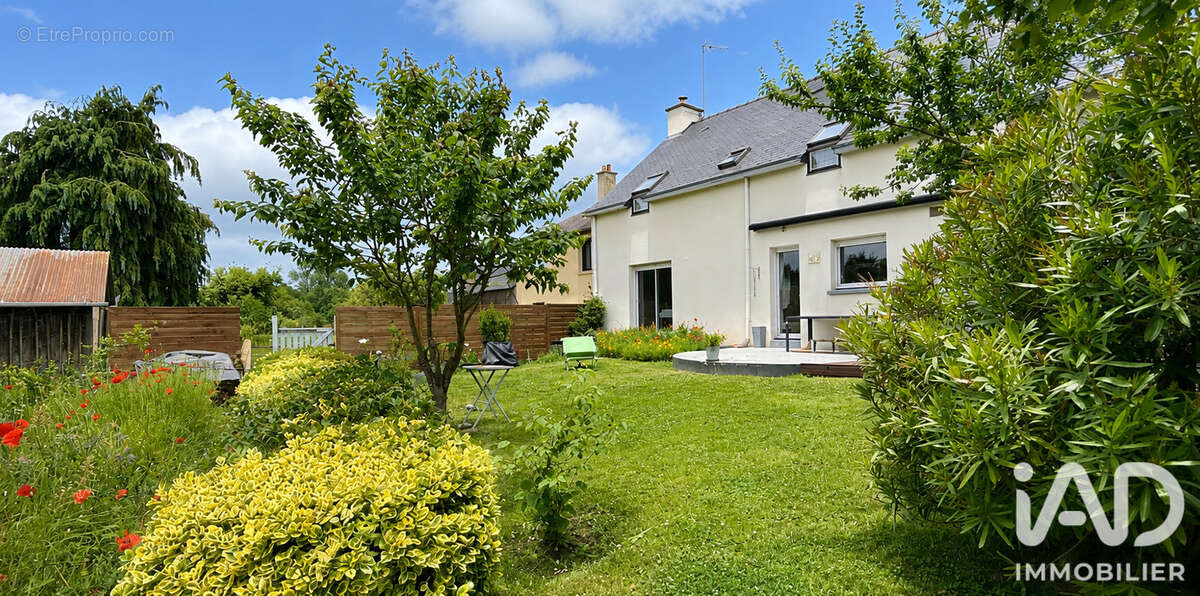 Maison 133 m² à Betton  - photo 2