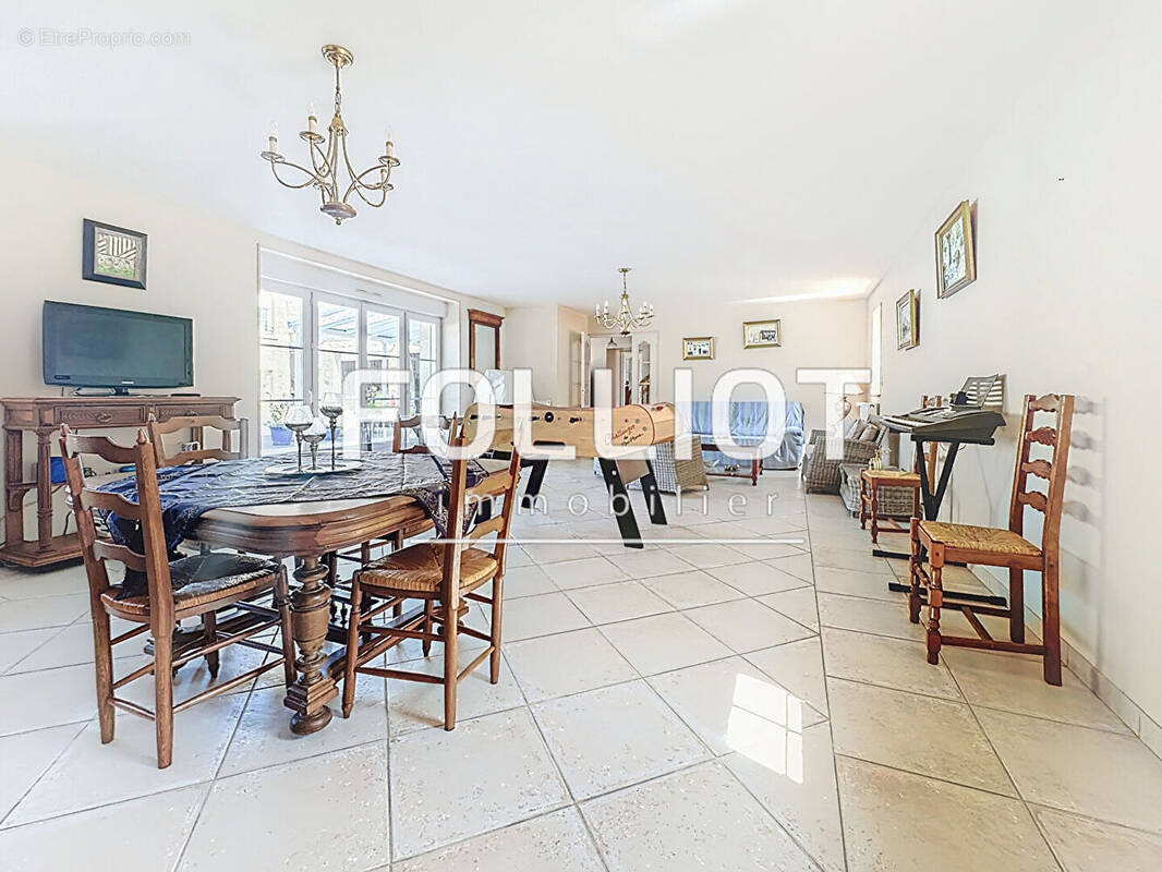 Maison à DOUVRES-LA-DELIVRANDE