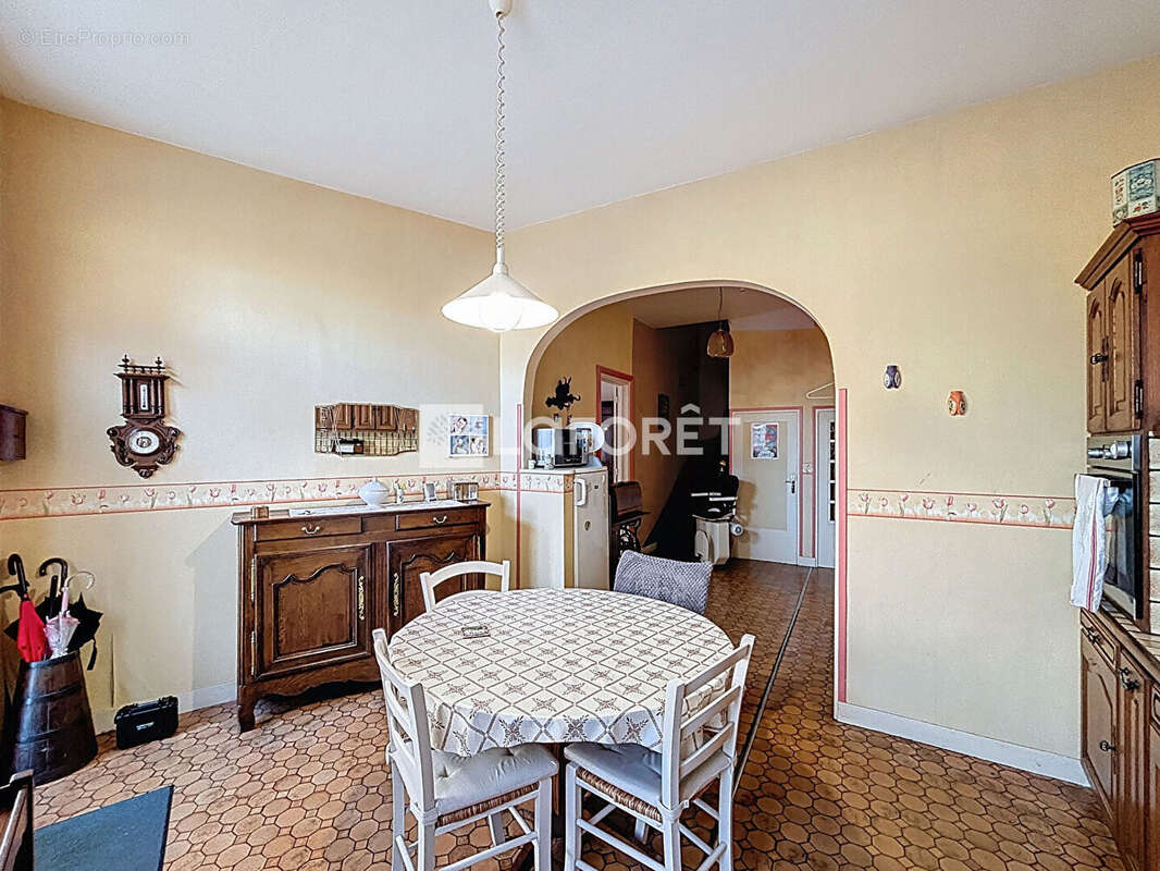 Maison La Ferrière-aux-Etangs 6 pièces 112 m² - photo 6
