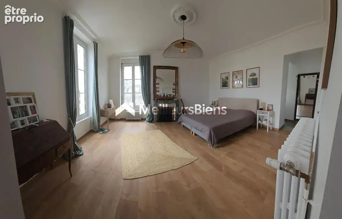 Maison de Maître rénovée de 220M² et annexe de 40M² en centre ville de Mamers - photo 9
