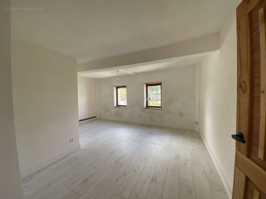 Maison à AVESNES-LE-COMTE