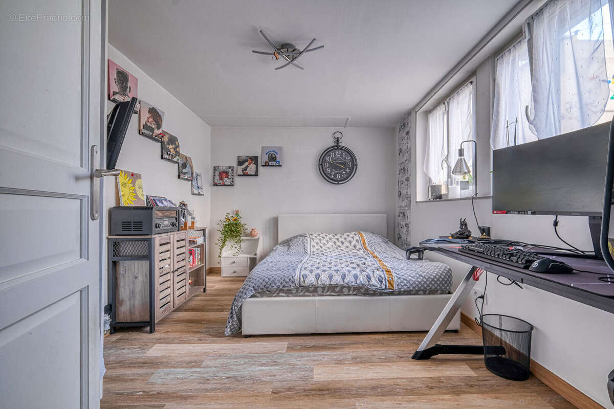 Maison à MITRY-MORY