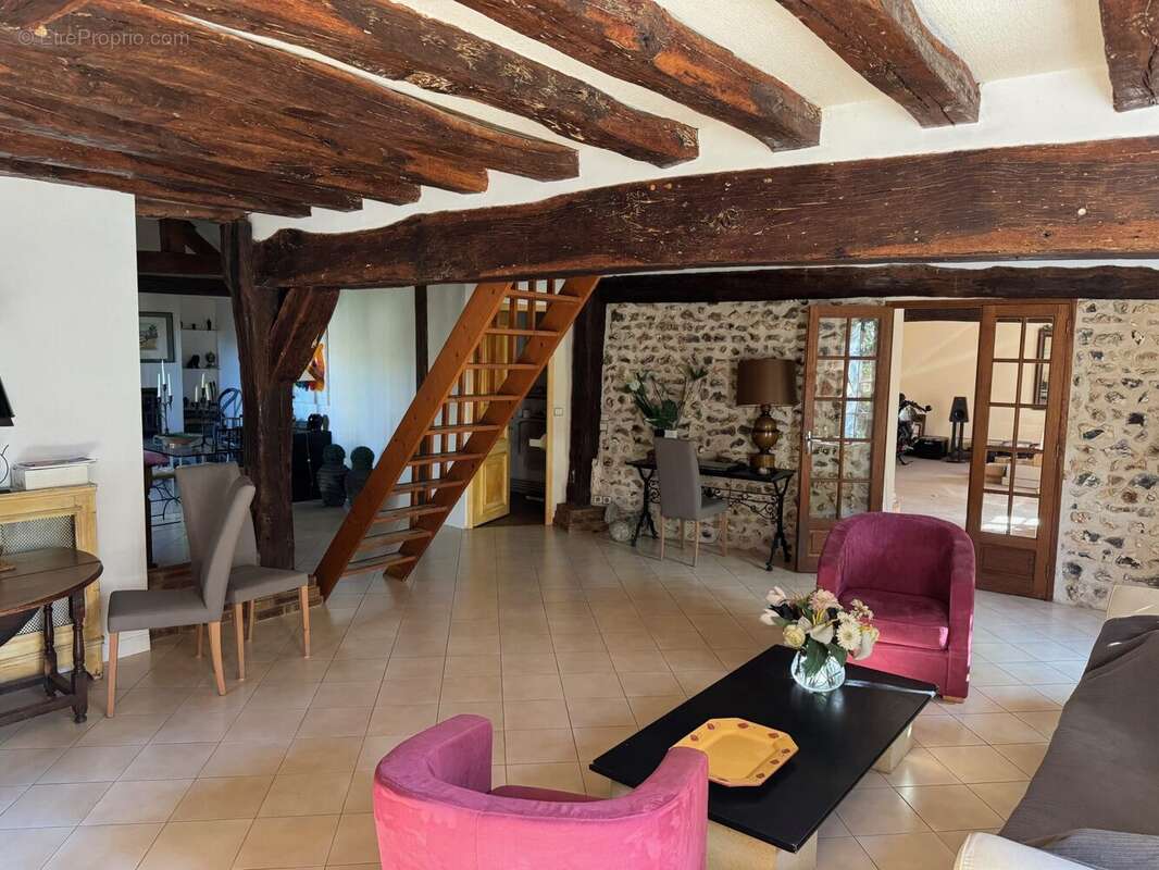 Maison à PACY-SUR-EURE