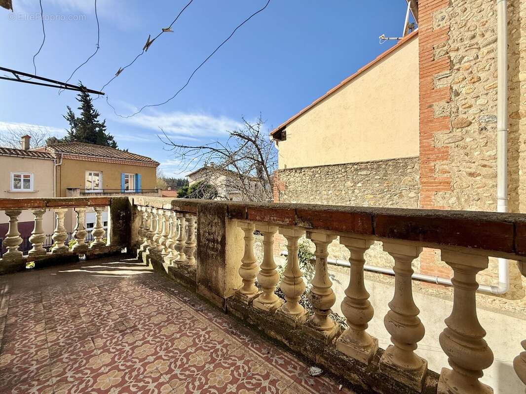 Maison à VILLENEUVE-LA-RIVIERE