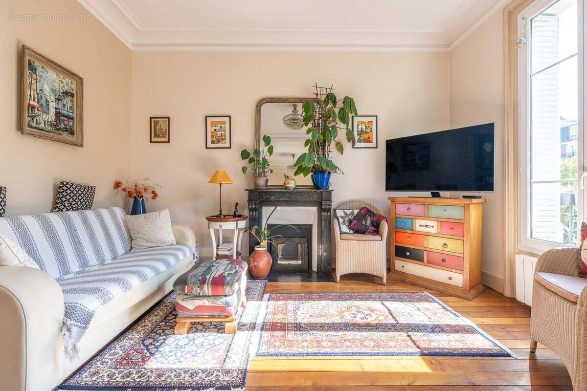 Appartement à PARIS-12E