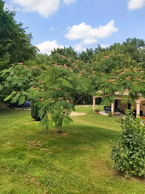Villa avec piscine sur terrain d'un hectare - photo 4