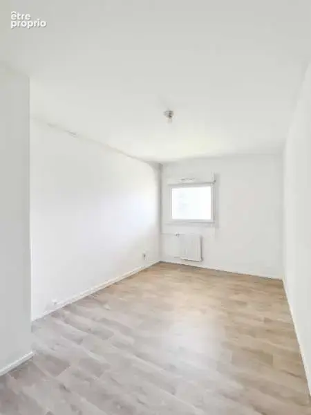 Appartement 86 m² à Audincourt  - photo 9