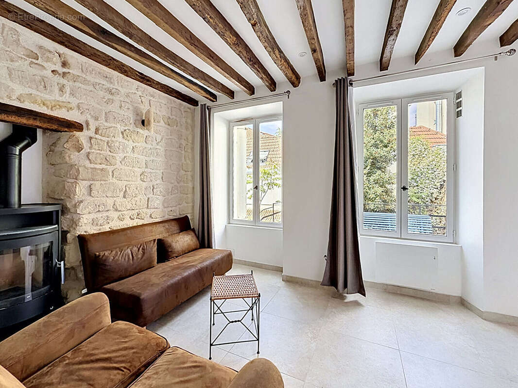 Appartement à NANTERRE