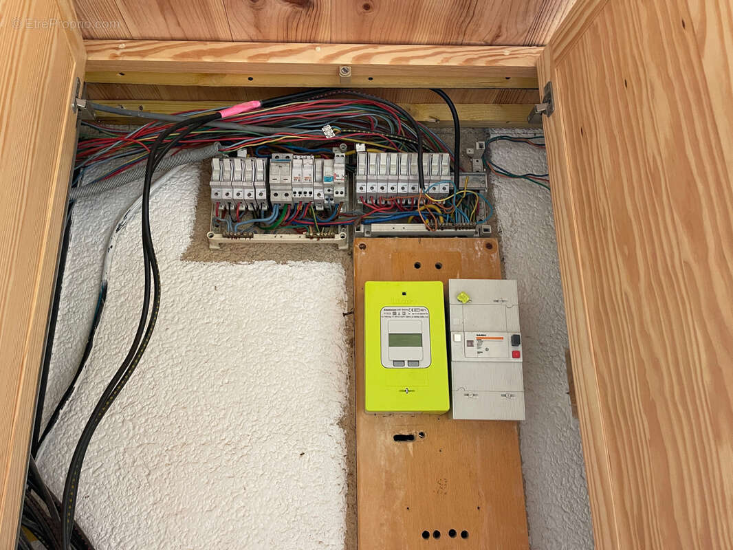 Maison à SAINT-MARCEL-EN-MARCILLAT