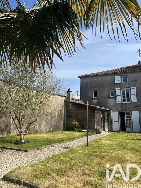 Photo 1 - Maison à LA FORET-SUR-SEVRE