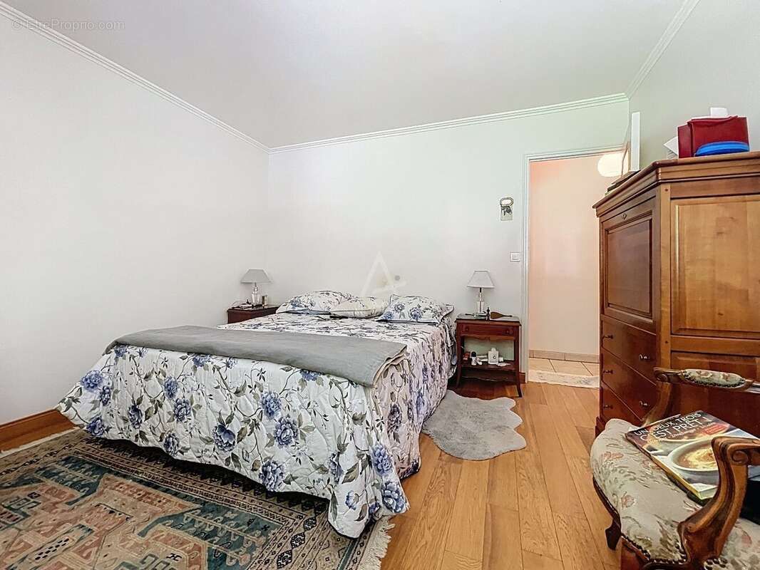 Maison à NOGENT-SUR-VERNISSON