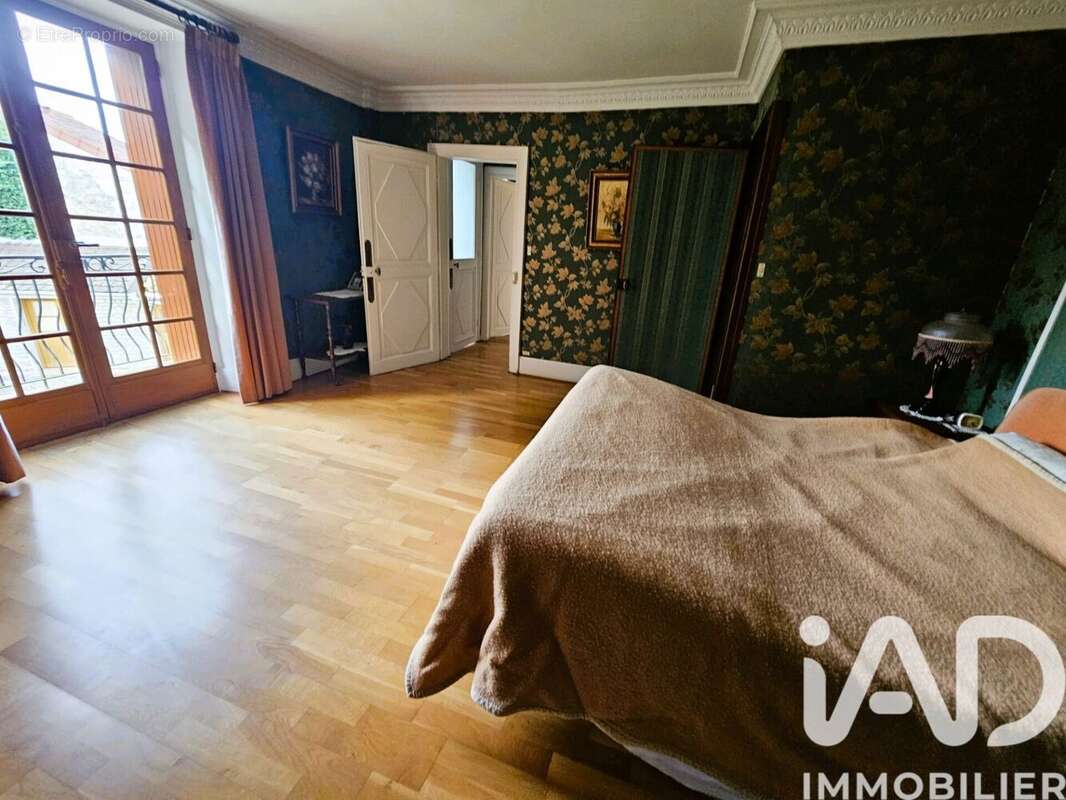 Maison 240 m² à Etampes  - photo 7