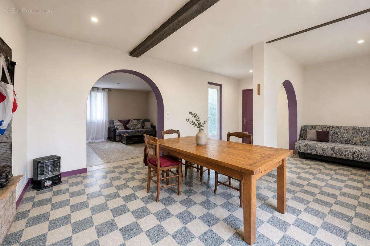 Maison de 187 m² en vente à Conteville - Idéal pour les familles - photo 3