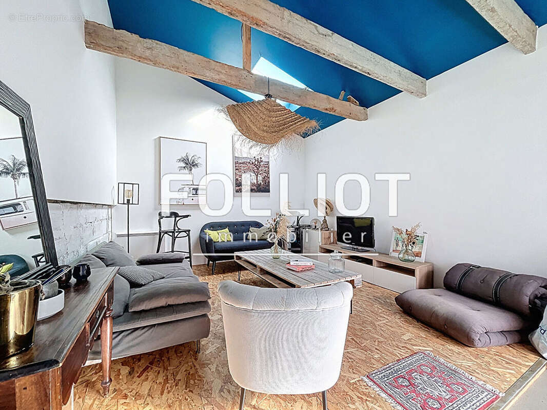 Maison à SAINT-PAIR-SUR-MER