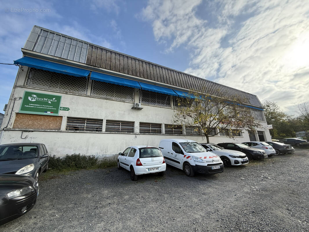 Commerce à LE VERNET