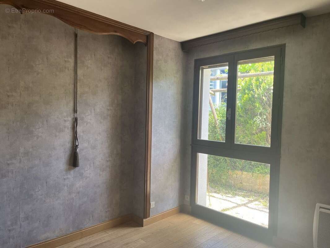Chambre 1 - Maison à BAGNAC-SUR-CELE