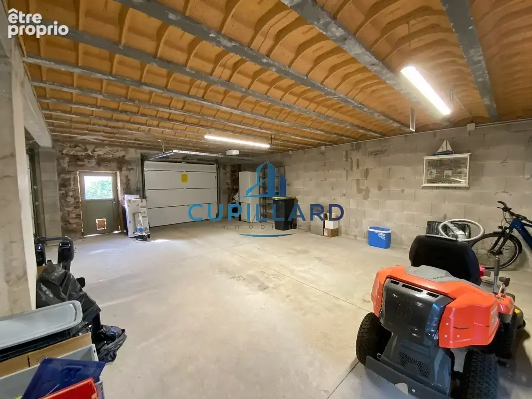Maison de maître de 270m2 - Saint-Jean-Saint-Maurice - 3 hectares de terrain - piscine - Dépendances - photo 17