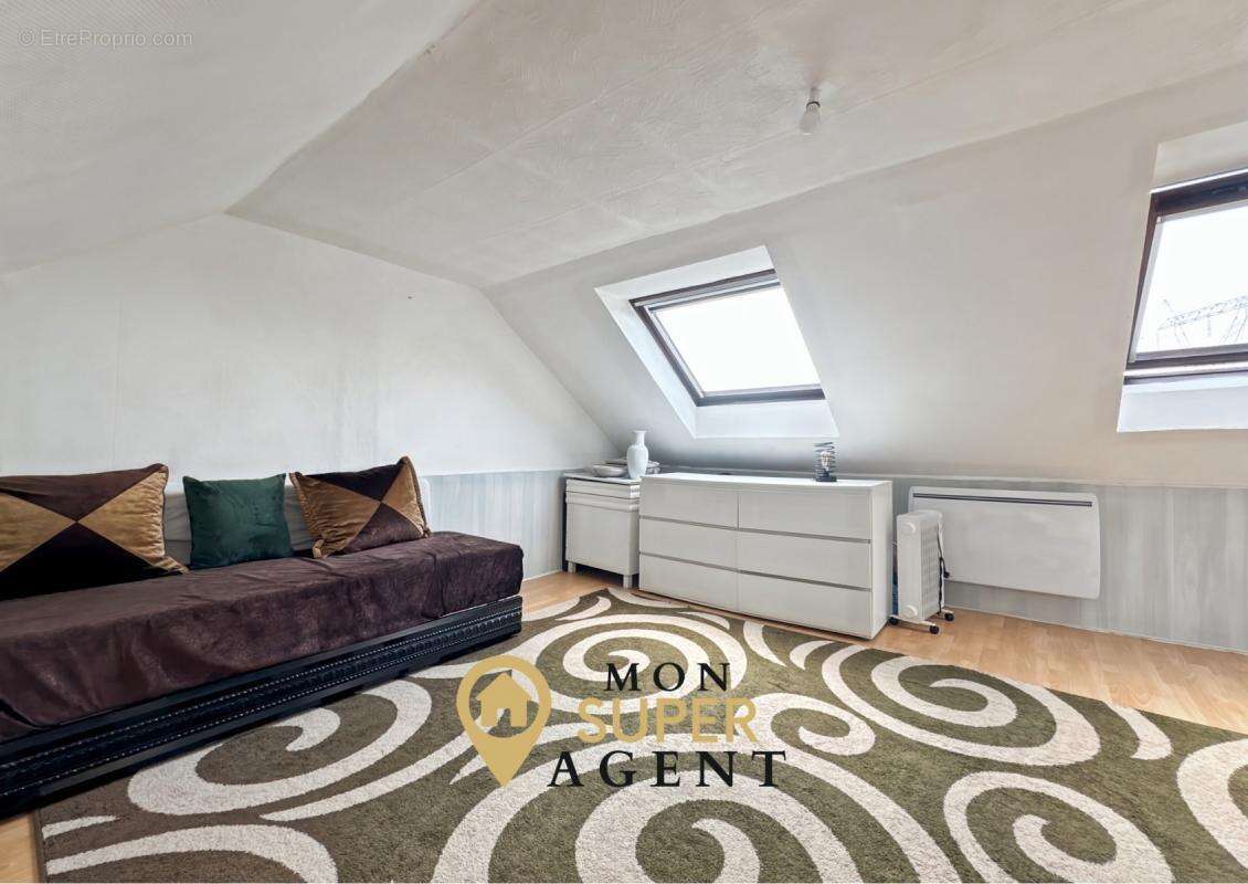 Maison à LE MEE-SUR-SEINE