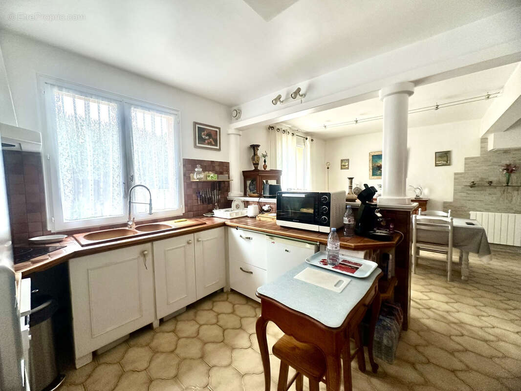 Maison 7 pieces de 171 m2 a la bouverie - photo 4