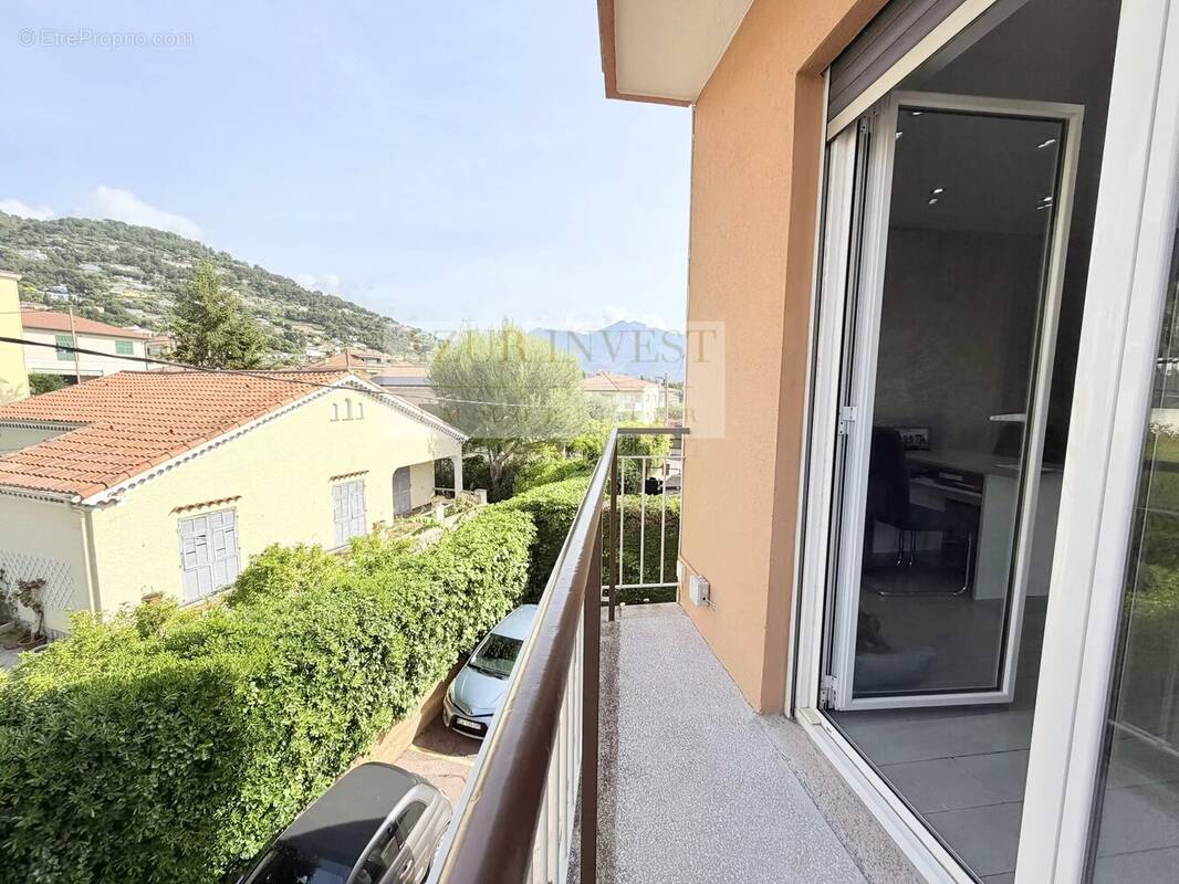 Appartement à ROQUEBRUNE-CAP-MARTIN