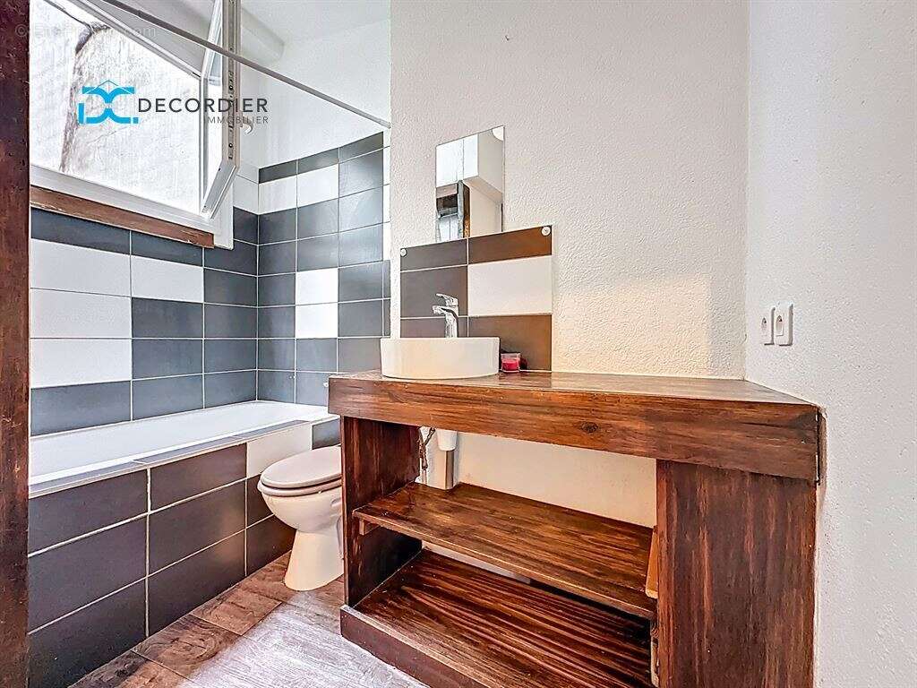 Appartement à EVIAN-LES-BAINS