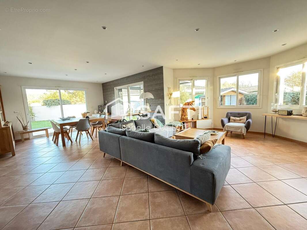 Photo 2 - Maison à AUDENGE