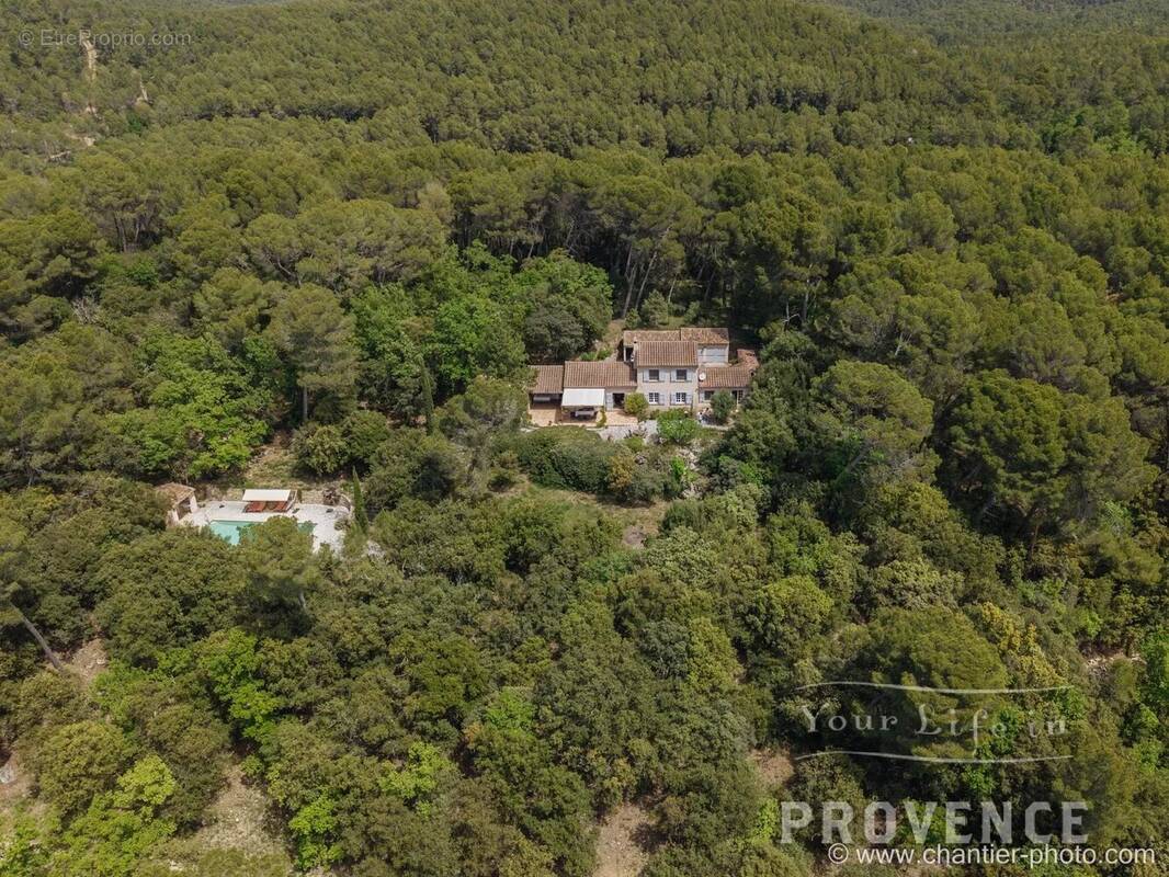 Maison à SAINT-ANTONIN-DU-VAR