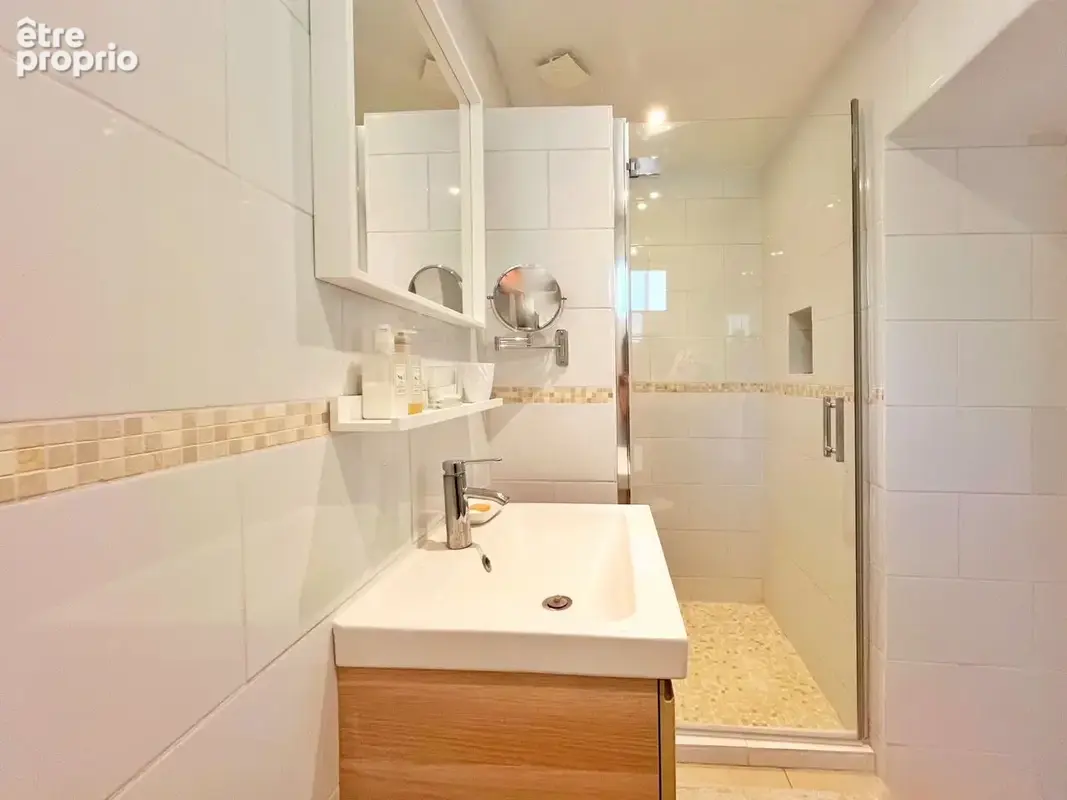 LORGUES: maison de charme et caractère 4 chambres, 4500 m² de parc avec piscine - photo 14