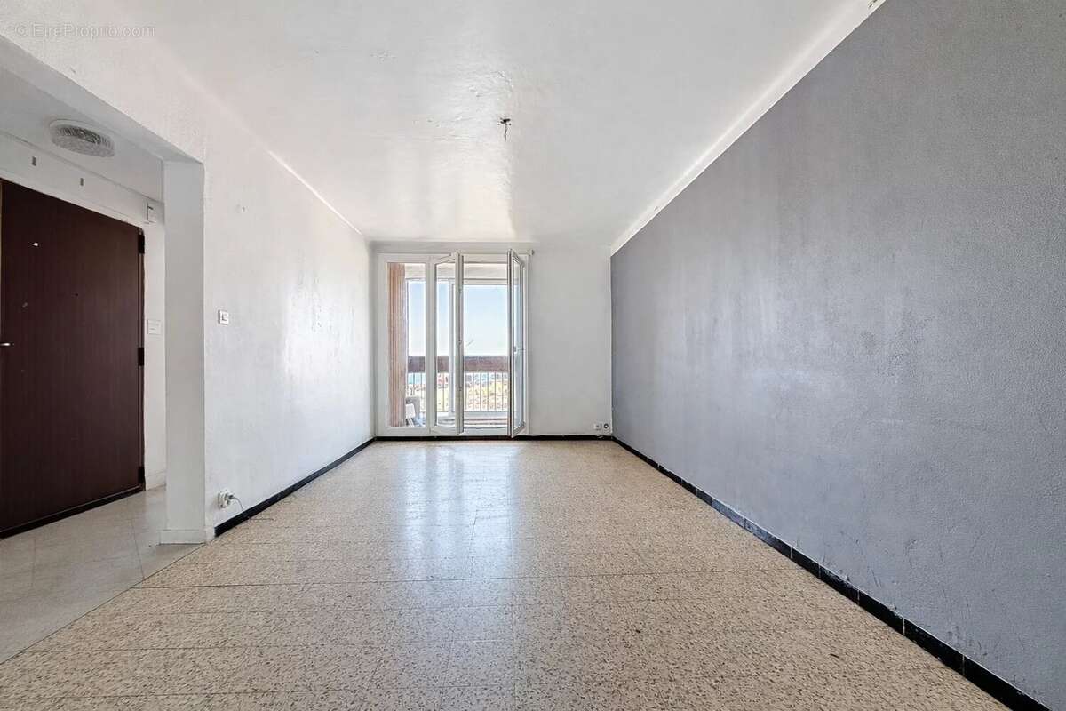 Appartement à MARSEILLE-15E